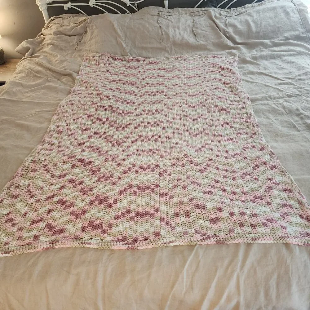 Handmade Crochet Pink and White Baby Throw Blanket 45 x 56